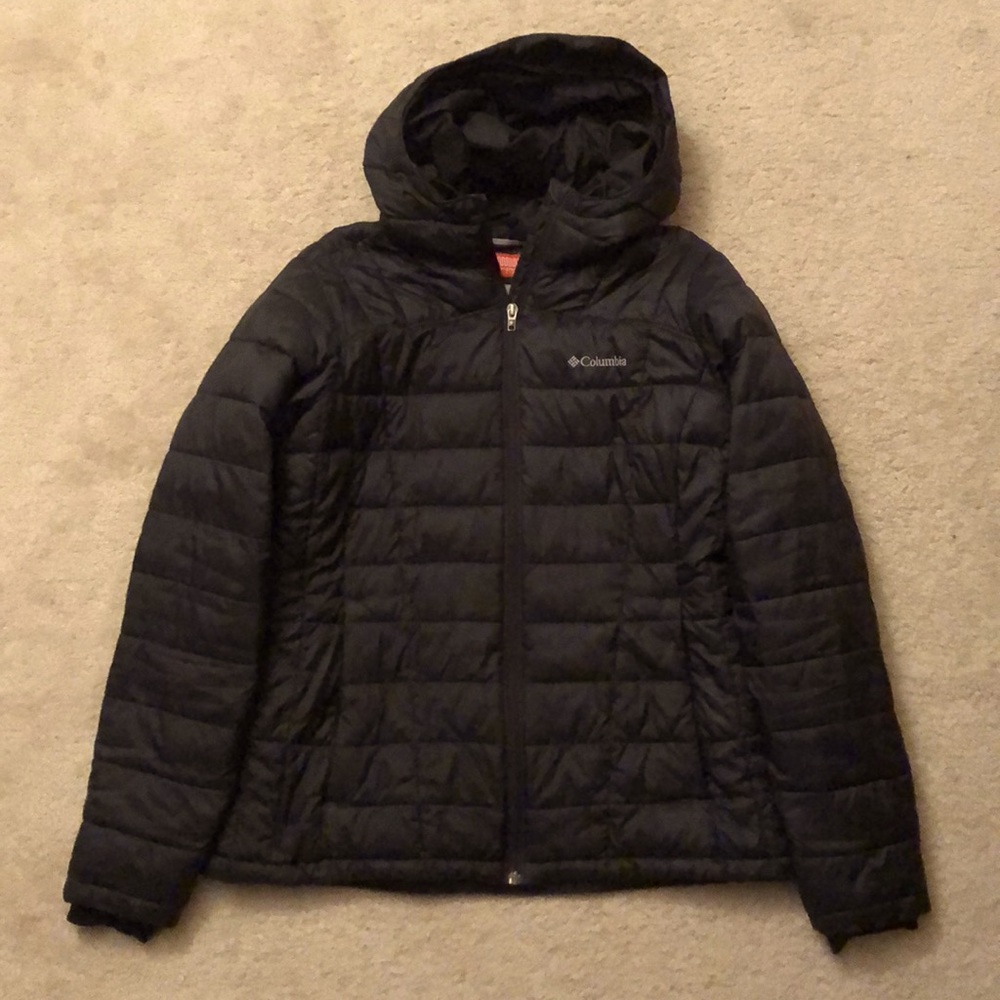 Black puffer Columbia winter coat